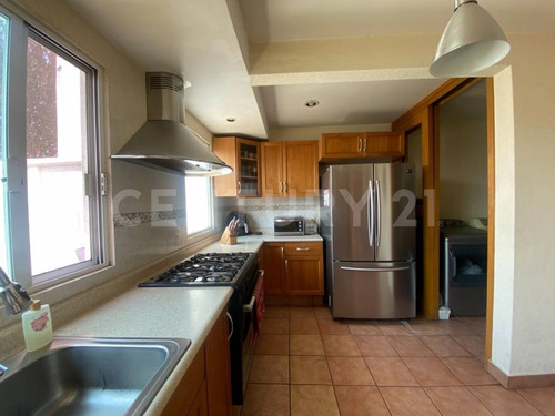 Imagen 10 de 25 de Venta De Casa En Fraccionamiento Claustros De Santiago, Centro Sur, Querétaro