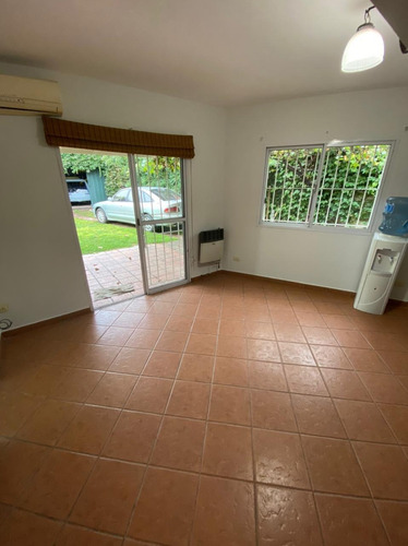Imagen 4 de 13 de Hermosa Casa 4 Ambientes Con Lotes De 10 X 40 Monte Grande