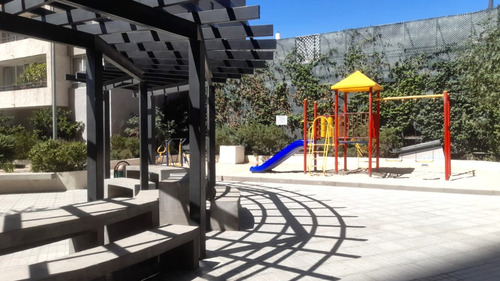 Cumbrespro Vende Amplio Dpto. 1d/1b, Con Bodega
