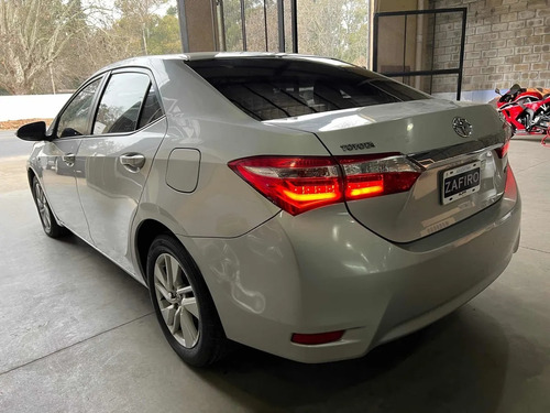 Imagen 5 de 9 de Toyota Corolla 1.8 Xei Mt 140cv