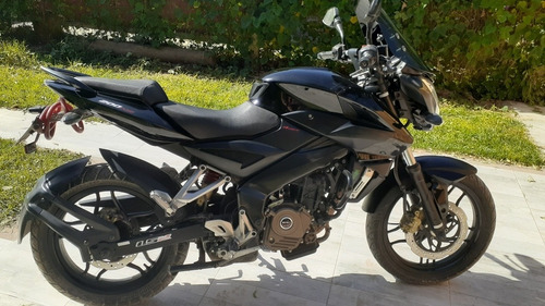 Rouser Ns200