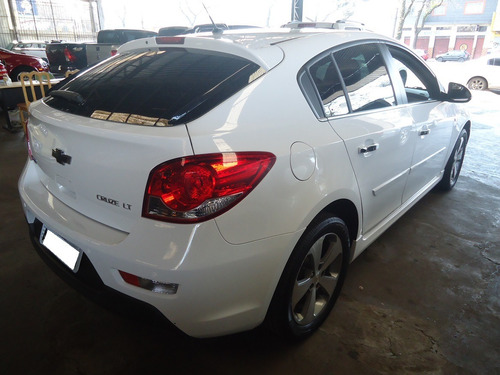 Cruze Sport Hatch Lt 1.8 At