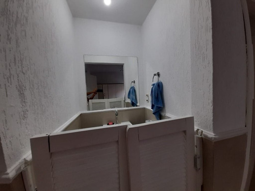 Imagem 16 de 28 de Sobrado Para Locação Comercial Estrutura Pronta Para Clinica - So0564