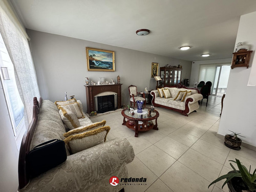 Casa En Residencial Tres Cantos