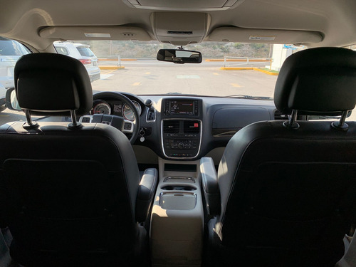 Imagen 7 de 11 de Dodge Grand Caravan 2017 3.6 Sxt Plus Piel At