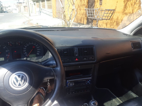 Imagem 6 de 10 de Volkswagen Golf 2004 1.8 Gti 5p