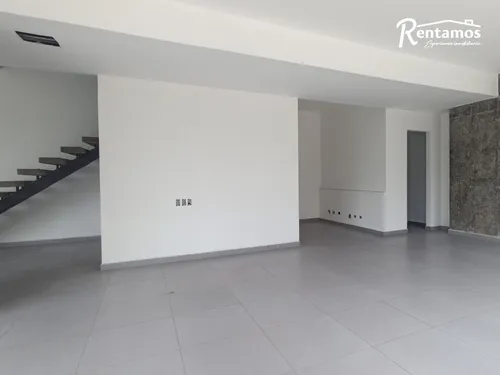 Local En Arriendo En Primavera. Cod A775317