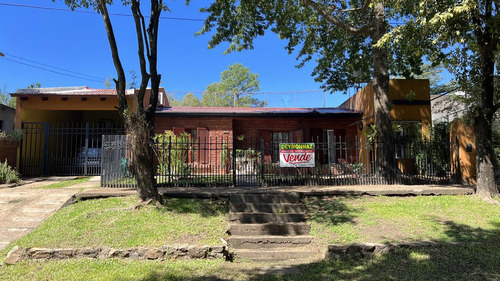 Casa En Zona Parque Y Costanera De Colón