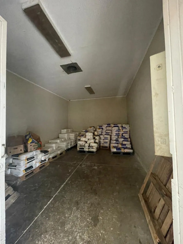 Terreno En Venta 2 Galpones (177436)