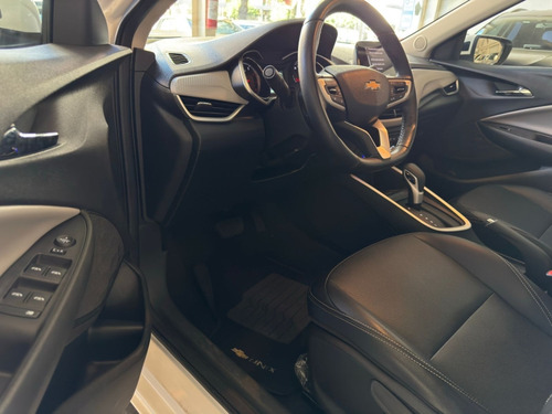 Chevrolet Onix Premier ll turbo Aut.