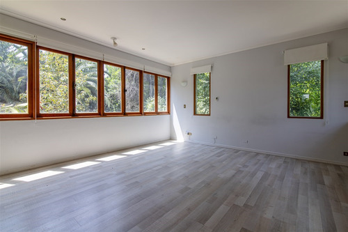 Casa En Venta En La Reina Alta ! Vista Verde, Buen Barrio!!