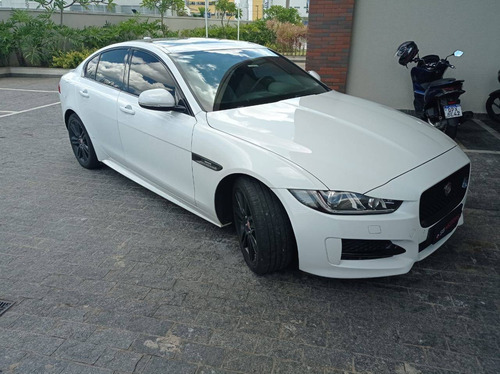 Jaguar Xe 2.0 16v Si4 Turbo Gasolina R-sport 4p Automático