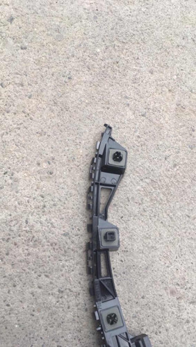 Guia Soporte Defensa Del Rh Suzuki Swift 2016 71821-53r00