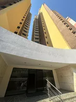 Comprar Apartamento En Residencias Bahia Platinium Amoblado, Trigaleña Ra Cod. 219268