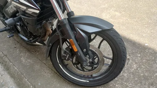 Pulsar Ns 200 Fi