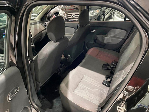 Renault Logan 1.6 EXPRESSION 8V