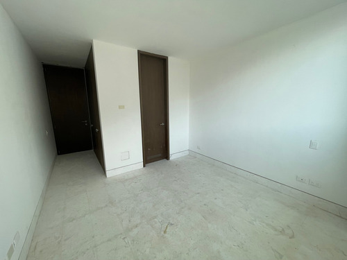 Imagen 18 de 23 de Vendo Apartamento 330m2 4h/5b/4p La Castellana