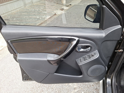 Renault Duster 2.0 DYNAMIQUE 4X2 16V FLEX 4P AUTOMÁTICO