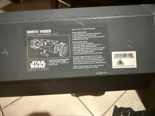 Empuñadura Sable Star Wars -parque Disney Replica Colección Darth Vader