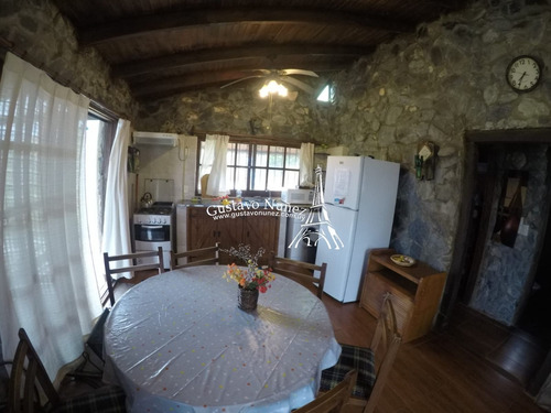 Casa De Piedra- Ref: 3589
