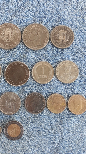 Monedas De Varios Países 
