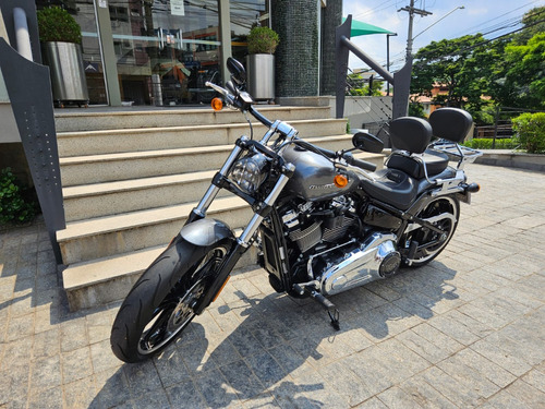 Harley-davidson Softail Breakout 114