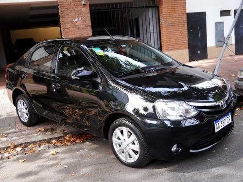 Totota Etios