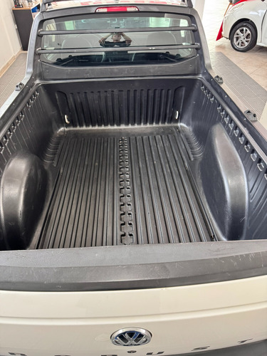 Volkswagen Saveiro 1.6 Robust Cab. Simples Total Flex 2p
