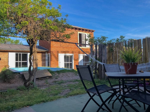 524 Entre 14 Y 15, Casa En Venta, Tolosa La Plata.