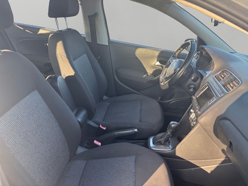 Volkswagen Polo 1.6 L4 Sound Tiptronic At