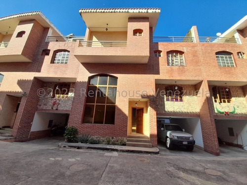 Imagen 1 de 15 de Eloisa Mejia Rentahouse Vende Townhouse En Agua Blanca Valencia 22-18153