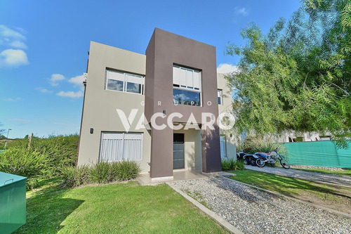 Casa Venta Barrio Privado Haras Maria Victoria Moreno