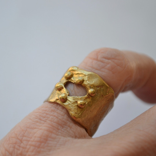Imagen 7 de 7 de Anillo Organico Abierto Corazon, Texturas, Macizo Bronce