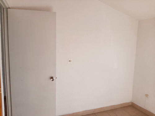 Casa En Condominio En Lázaro Cárdenas, Cuernavaca, Morelos.