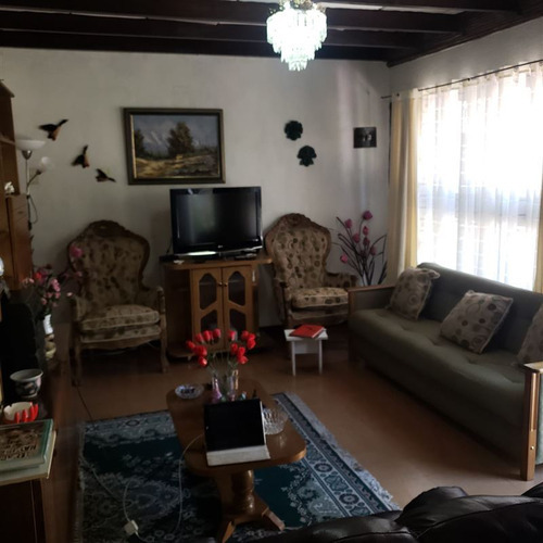 Casa En Venta De 3 Dorm. Con Gran Terreno En San Miguel