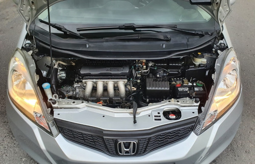 Imagen 13 de 15 de Honda Fit 2013 Lx Automatico