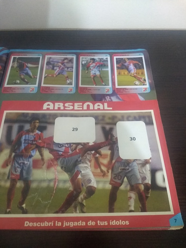 Álbum Apertura 2005 Panini. Incompleto. (3) (Usado)