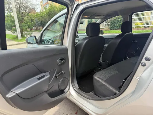 Renault Logan 1.6 Authentique