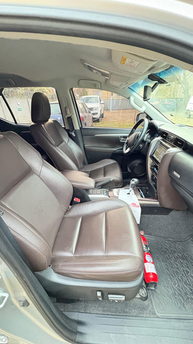 Toyota Hilux SW4 2.8 Srx 177cv 4x4 7as At