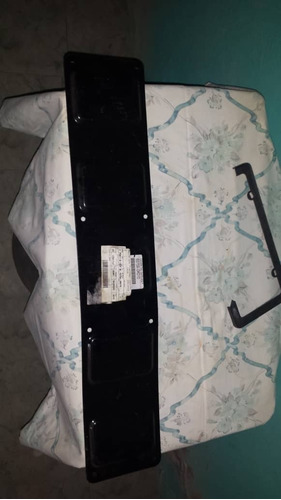 Pletina De Compuerta De Toyota Hilux 65759-oko10