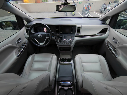 Toyota Sienna 3.5 Xle Piel At