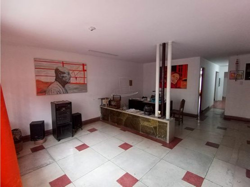 Venta Casa En Buenos Aires, La Milagrosa