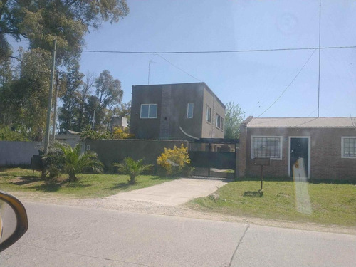 Casa En Venta - 3 Dormitorios 2 Baños - 185mts2 - General Rodriguez