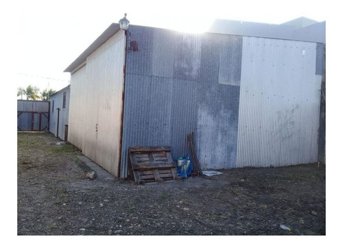 Imagen 12 de 16 de Galpon Sobre Terreno Centrico Mejoras Para Vivienda