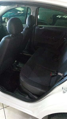 Imagem 8 de 9 de Volkswagen Voyage City Mb 1.6 2015