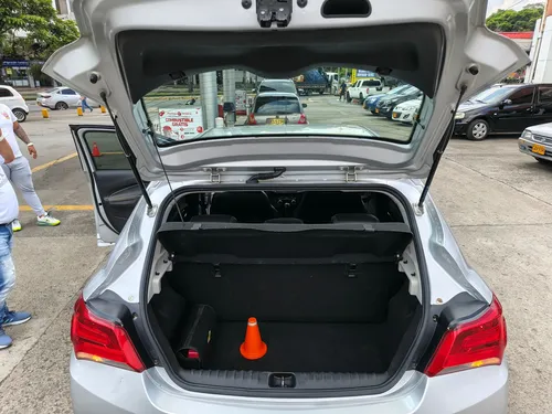 Chevrolet Onix 1.4 Ltz 5 p