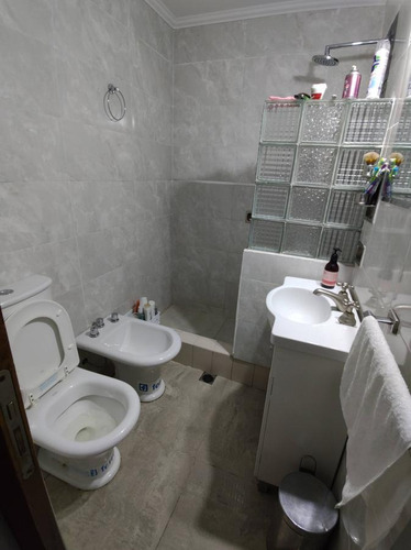 Imagen 4 de 11 de Casa En Venta En Gregorio De Laferrere