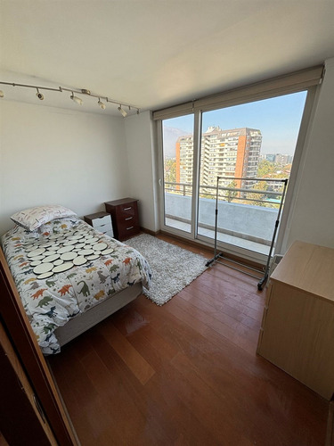 Departamento Duplex En Arriendo De 5 Dorm. En Las Condes