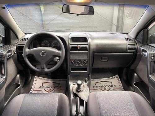 Imagem 6 de 8 de Gm - Astra Advantage 2.0 Flex 4 Portas Manual 2009