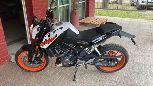 Imagen 3 de 4 de Ktm Duke 200